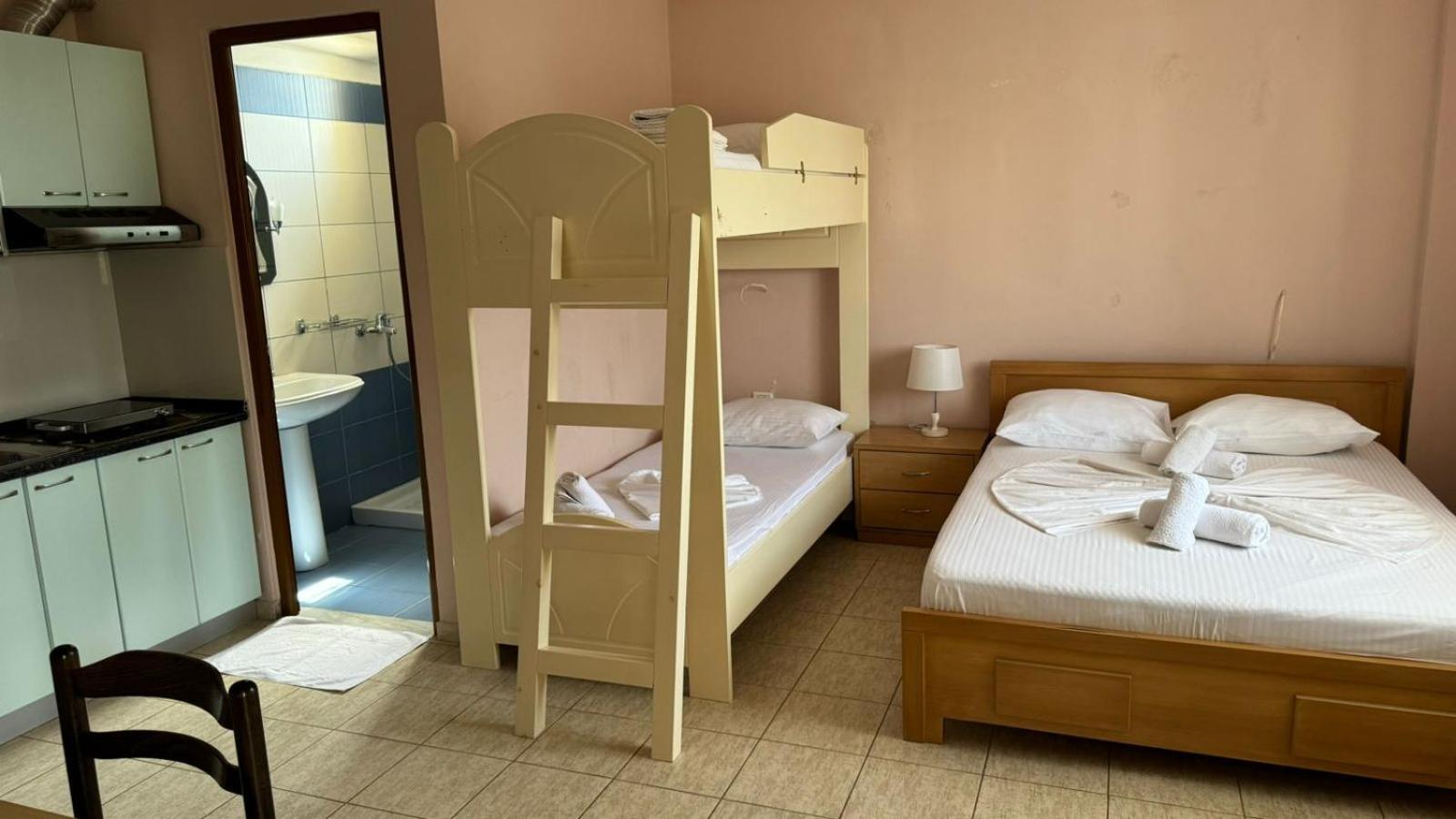 Hotel Vila Danedi 卡萨米尔 外观 照片