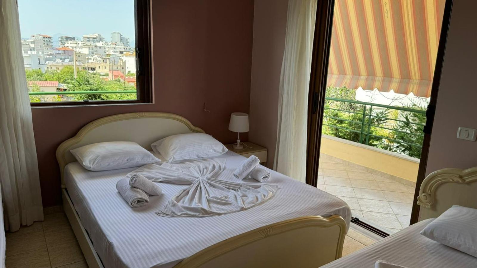 Hotel Vila Danedi 卡萨米尔 外观 照片